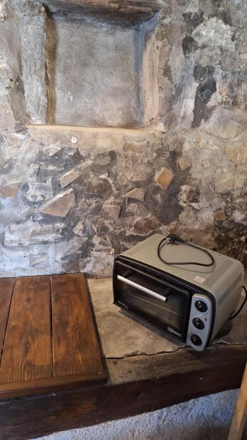La Vecchia Stalla Appartement Varano  Buitenkant foto