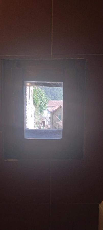 La Vecchia Stalla Appartement Varano  Buitenkant foto